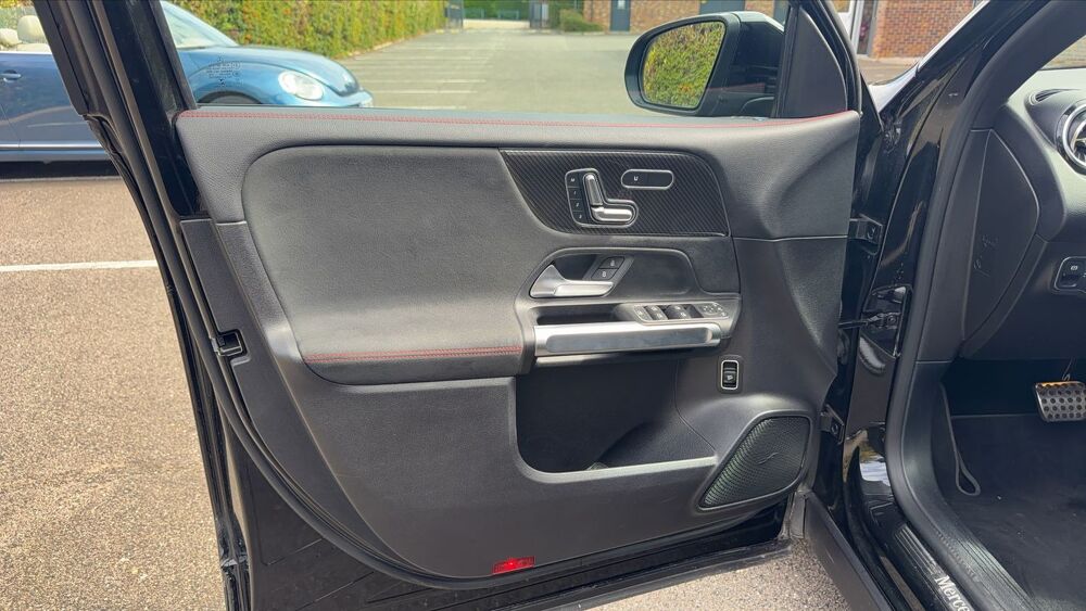 Classe GL GLB 200 d 2.0 16V 8G-TRONIC 150 cv AMG Line - Automatique To 2021 occasion 91540 Mennecy