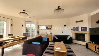  Propri�t�/ch�teau � vendre 8 pi�ces 180 m�