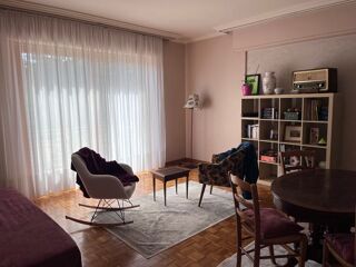  Appartement à louer 2 pièces 72 m²
