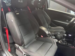 M&eacute;gane III Coup&eacute; 2.0 16V 265 S&S RS 2015 occasion 06700 Saint Laurent Du Var