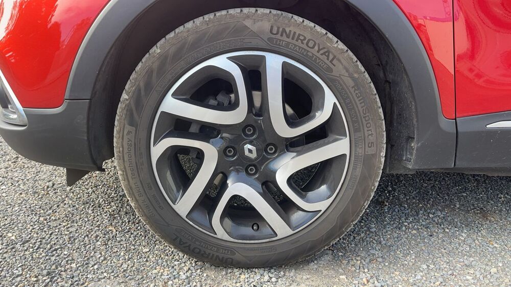 Captur 1.5 dCi 90 EDC6 Helly Hansen 2015 occasion 77160 Saint Hilliers