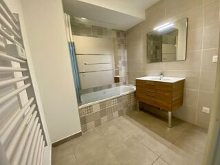  Appartement � vendre 4 pi�ces 83 m�