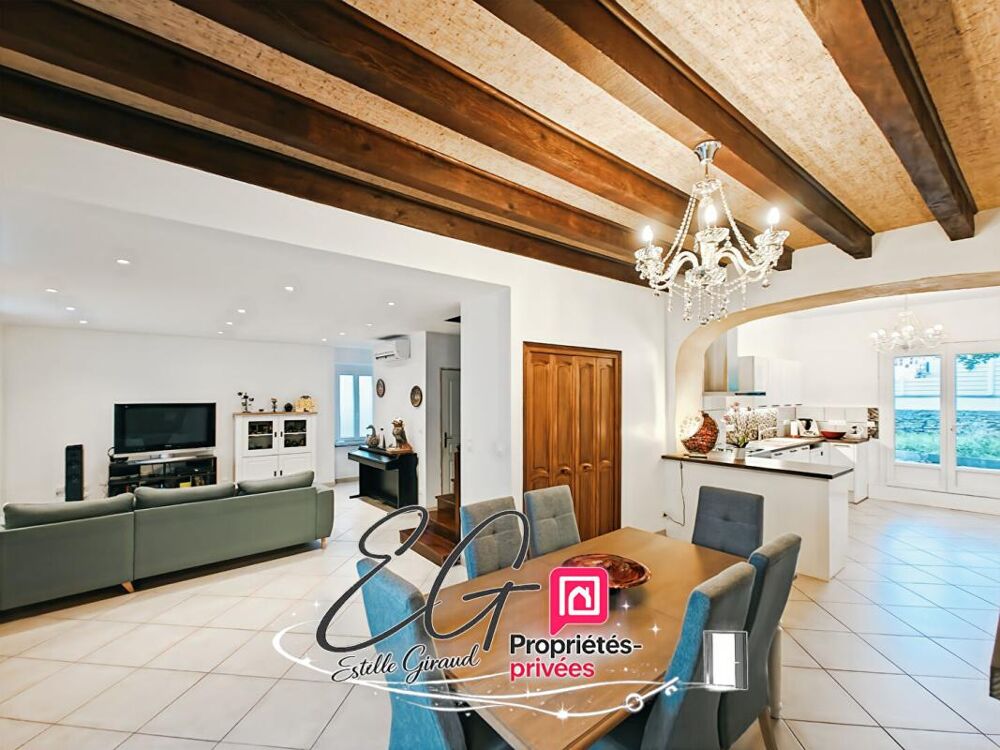 Vente Maison Maison bourgeoise rénovée, Coeur du village de Villegly Villegly