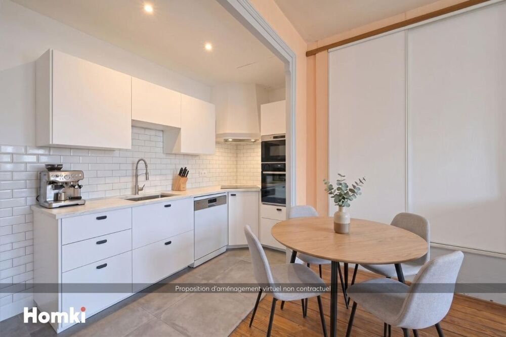 Appartement T4 de 105 m² à Belley 01300, Place des Terreaux