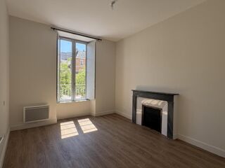  Appartement à louer 2 pièces 64 m²