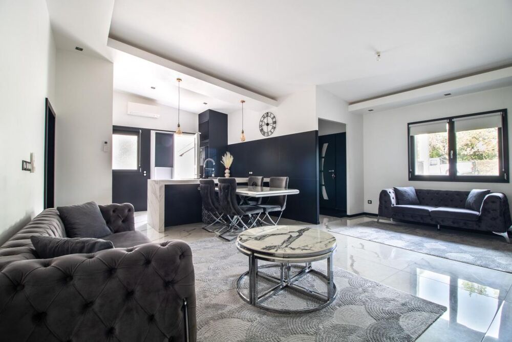 Maison neuve de 140 m² avec cour