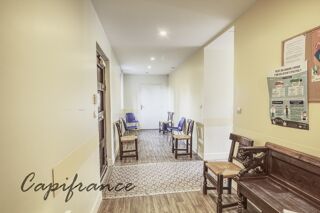  Immeuble à vendre 5 pièces 138 m²