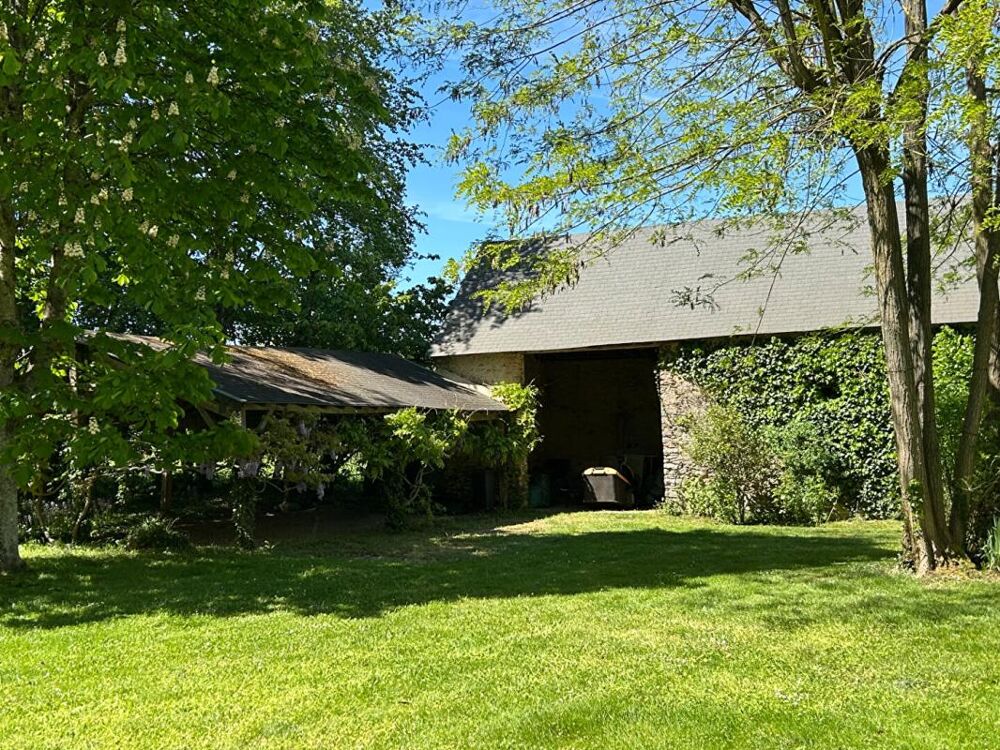 Charme et authenticité pour cette maison sur Bouère