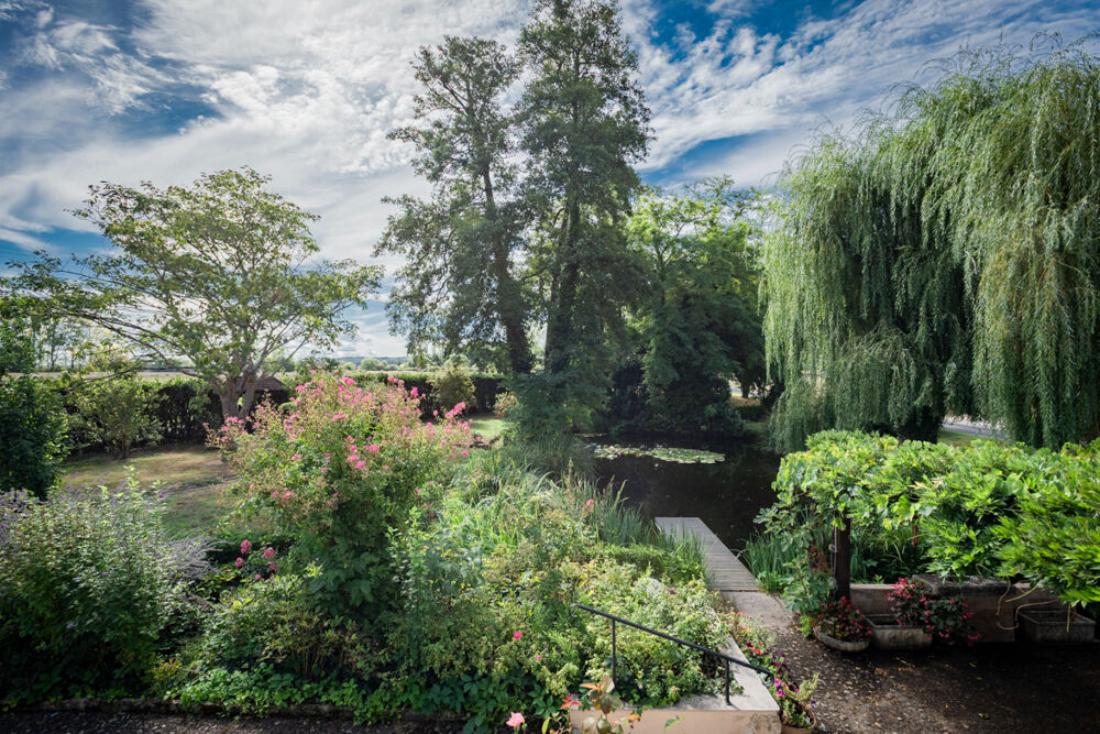 Vente Maison Charmante Perigourdine, +/-220m2, 4 chambres, jardin  et etang sur 3145m2 Saint germain et mons