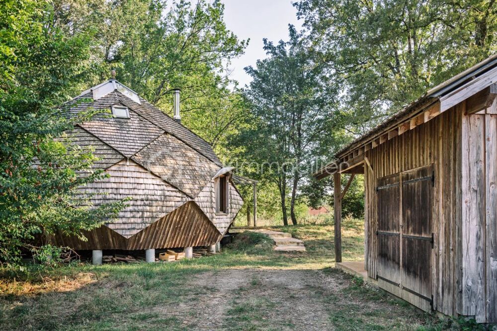 Vente Chalet Habitation insolite avec le projet d'un concept touristique unique de neuf habitations Mauzac et grand castang
