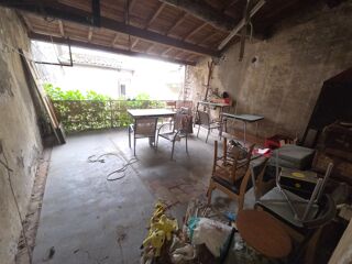  Immeuble à vendre 7 pièces 98 m²