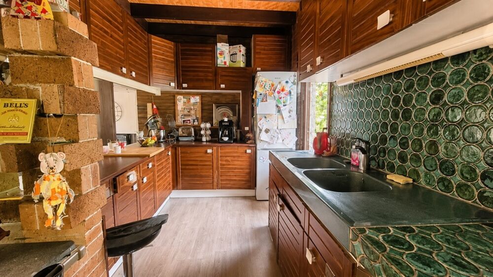 Maison darchitecte de caractère  180 m²  Terrain arboré de 1 200 m²  Valdampierre