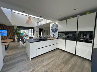  Maison  vendre 6 pices 140 m