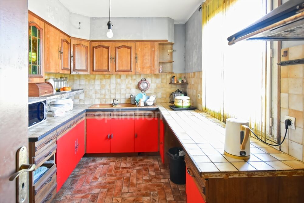 Vente Maison Maison traditionnelle A RENOVER, 4 chambres, sous sol total Clevilliers