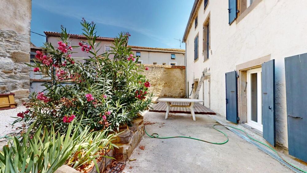 Vente Maison Maison climatisé R+2 avec local commercial  Conilhac Corbieres 7 pièce(s) 166 m2 cours exterieur Conilhac corbieres