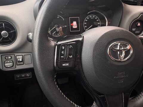 Yaris III 1.5 VVT-i 100 Hybrid E-CVT Dynamic - Automatique 2019 occasion 33000 Bordeaux