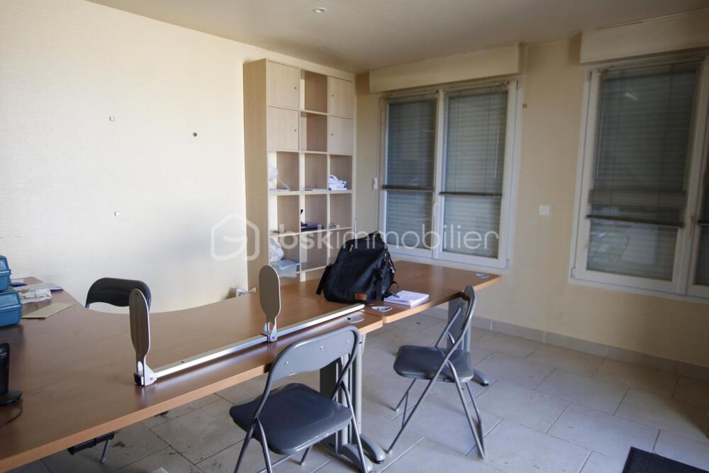 Vente Immeuble local industriel Vaux le penil