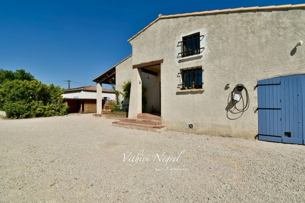 Maison à vendre 5 pièces MOURIES (13)