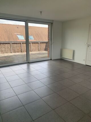  Appartement à louer 3 pièces 85 m²