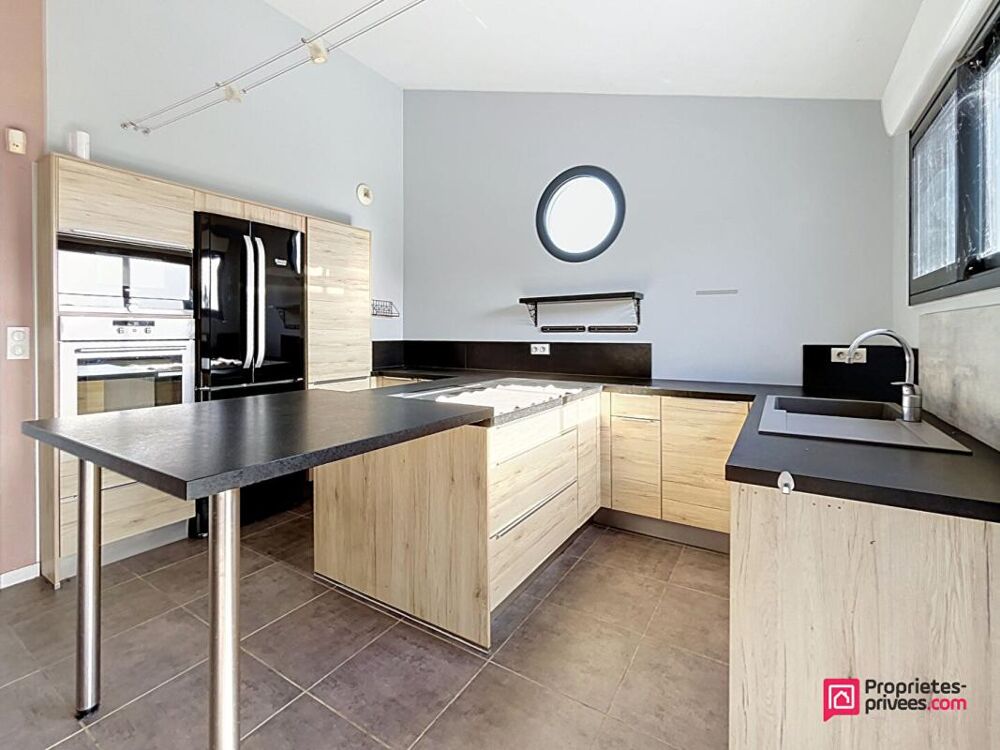 Vente Maison Cugné - proximité La Jarrie et St Christophe - Plain-pied - 3 chambres - 810 m² de terrain Saint christophe