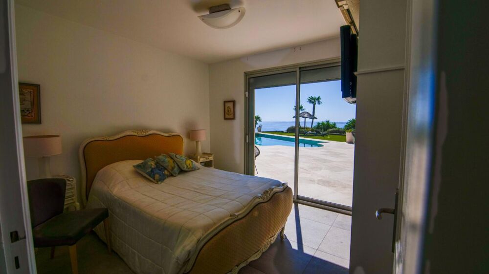à vendre  Maison Carqueiranne (83320)