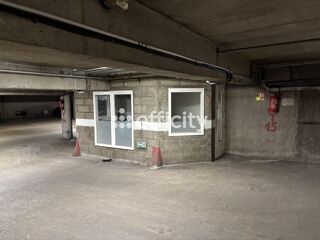  Parking / Garage à vendre 25 m²