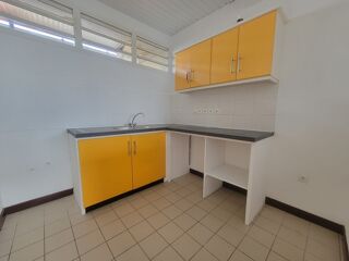  Appartement à louer 4 pièces 70 m²