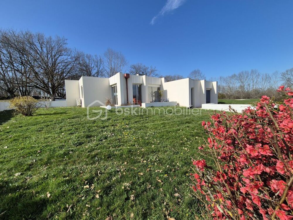 Vente Maison Demeure Contemporaine en campagne 195m² 6.5ha Fleurance