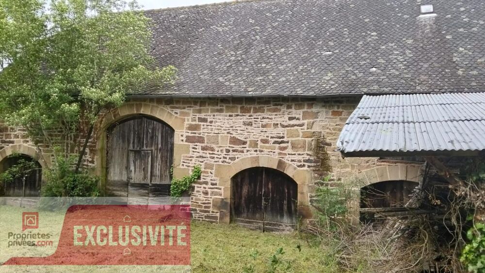 Vente Remise/Grange Lanteuil. Grange en pierres avec vue dégagée et plus de 2600 m2 de terrain Lanteuil