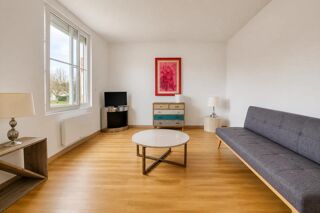  Propriété/château à vendre 4 pièces 100 m²