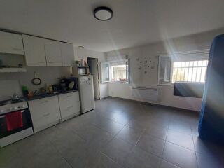  Immeuble à vendre 10 pièces 300 m²