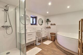  Maison � vendre 7 pi�ces 210 m�