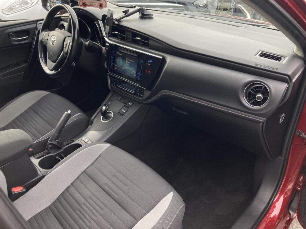 Auris HSD TECHNOLINE 136h - SUIVI EXCLUSIF TOYOTA 2017 occasion 14650 Carpiquet