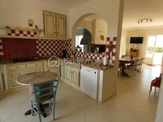  Villa � vendre 8 pi�ces 184 m�