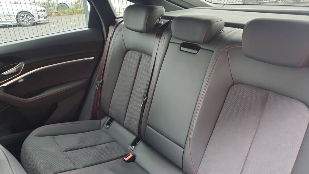 E-TRON Q8 Sportback I 55 Quattro 97 kWh 408 S line 2023 occasion 63000 Clermont Ferrand
