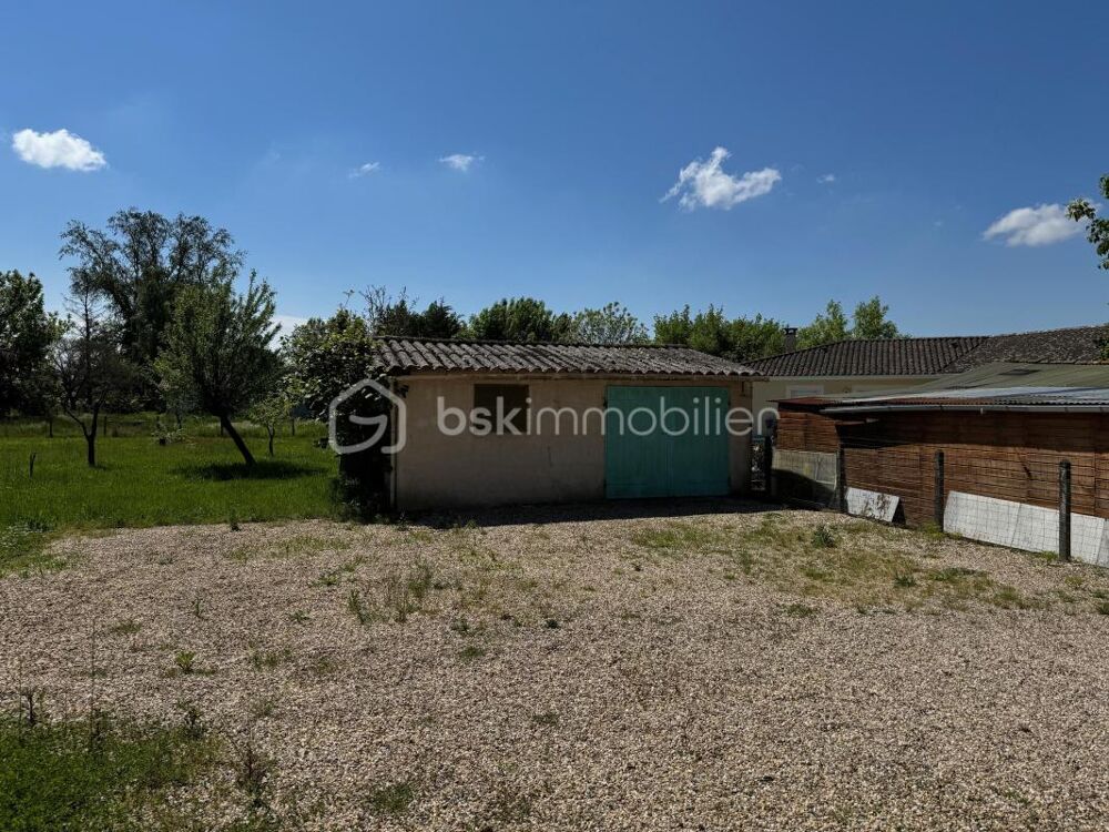 Maison familiale à vendre au coeur de la nature et à deux pas de la ville !