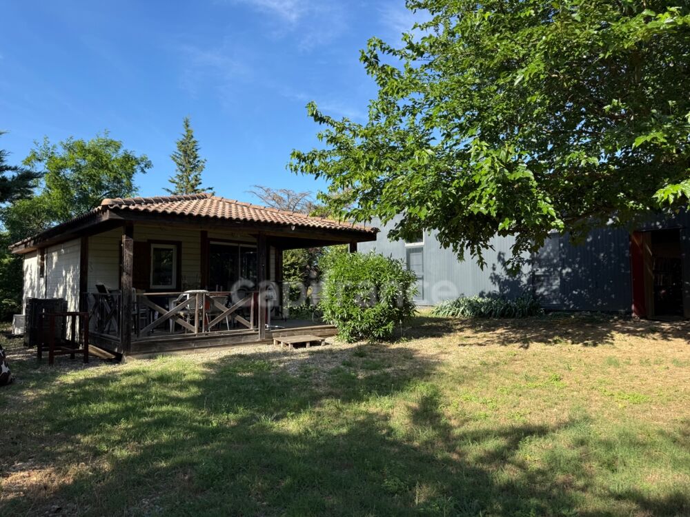   Murs professionnels avec logement - 696 m² - Sud Montélimar Montelimar