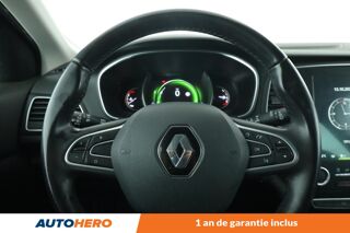 M&eacute;gane 1.5 dCi Energy Intens 110 ch 2017 occasion 92130 Issy-les-Moulineaux