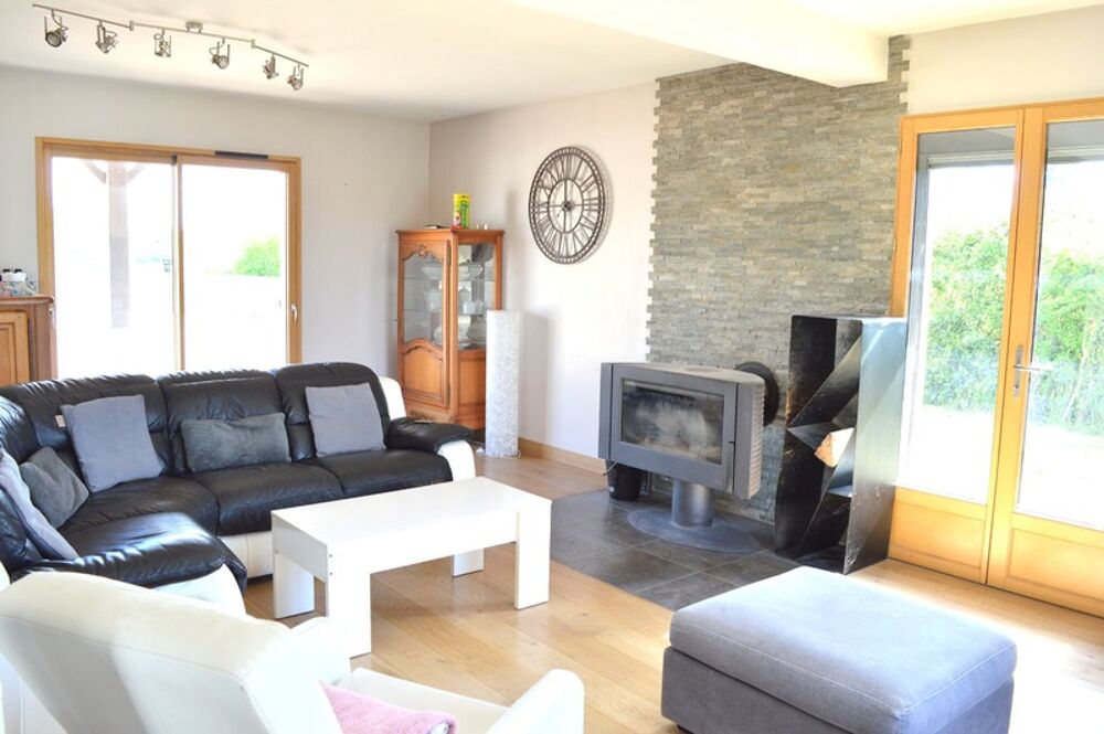 Vente Maison Maison à vendre 11 pièces GENOUILLY (71) Genouilly