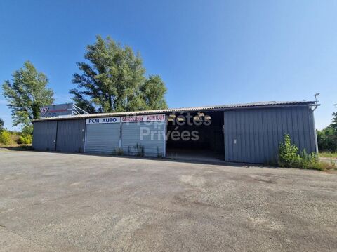   VIRSAC - Entrepôt / local professionnel 405 m² 