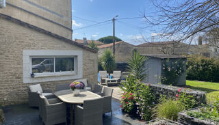  Maison à vendre 7 pièces 233 m²