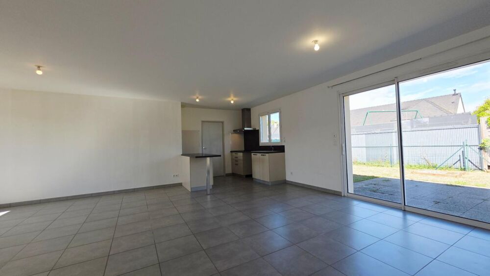 Vente Maison LE SUBDRAY MAISON RECENTE DE 105.5M² 5 PIECES 4 CHAMBRES GARAGE Le subdray