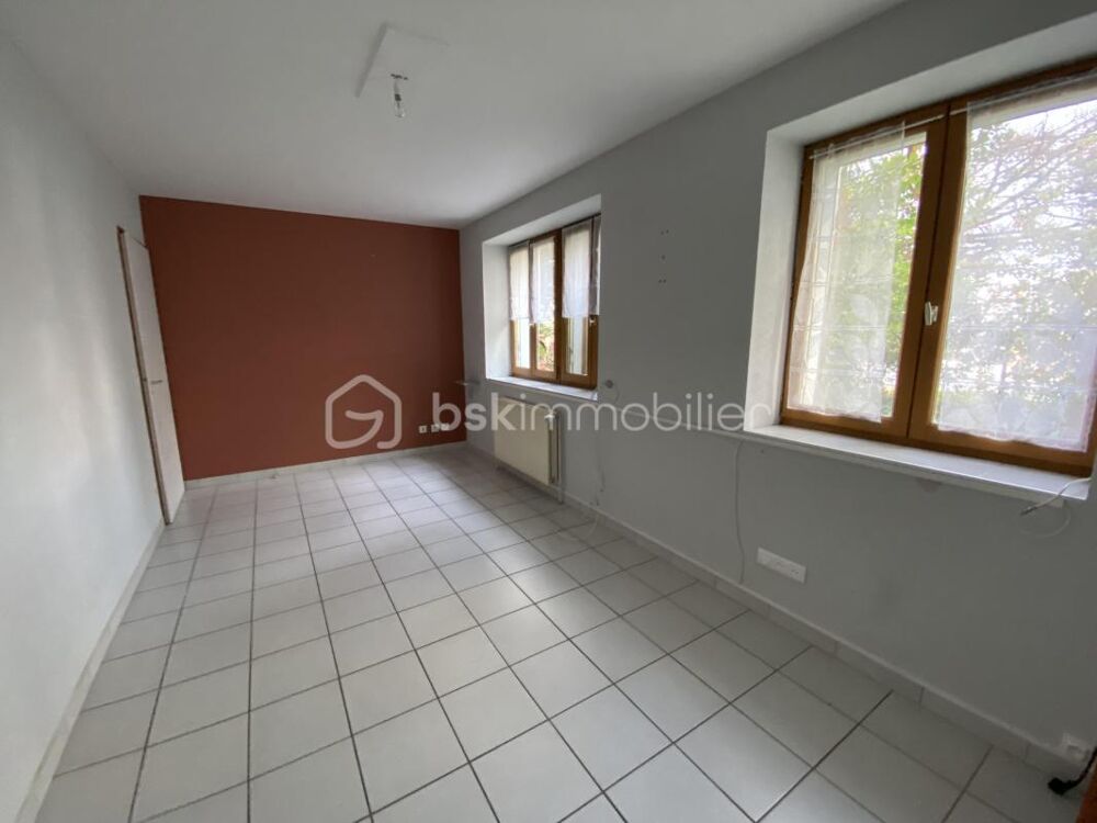 Vente Appartement IDEAL 1ER ACHAT OU INVESTISSEUR APPARTEMENT CENTRE MONTLUEL AVEC GARAGE Montluel