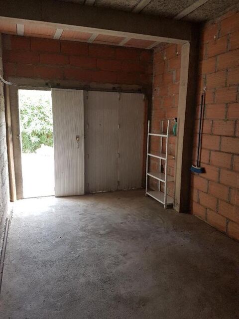  Parking / Garage � louer 1 pi�ce 15 m�