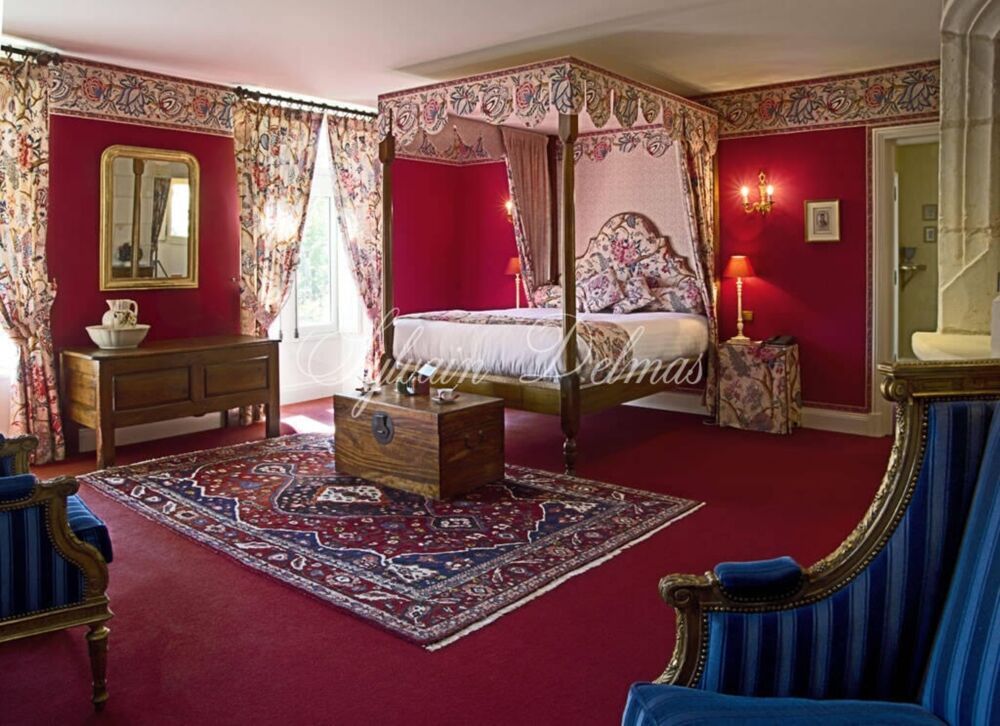 à vendre  Propriété/château Tours (37000)