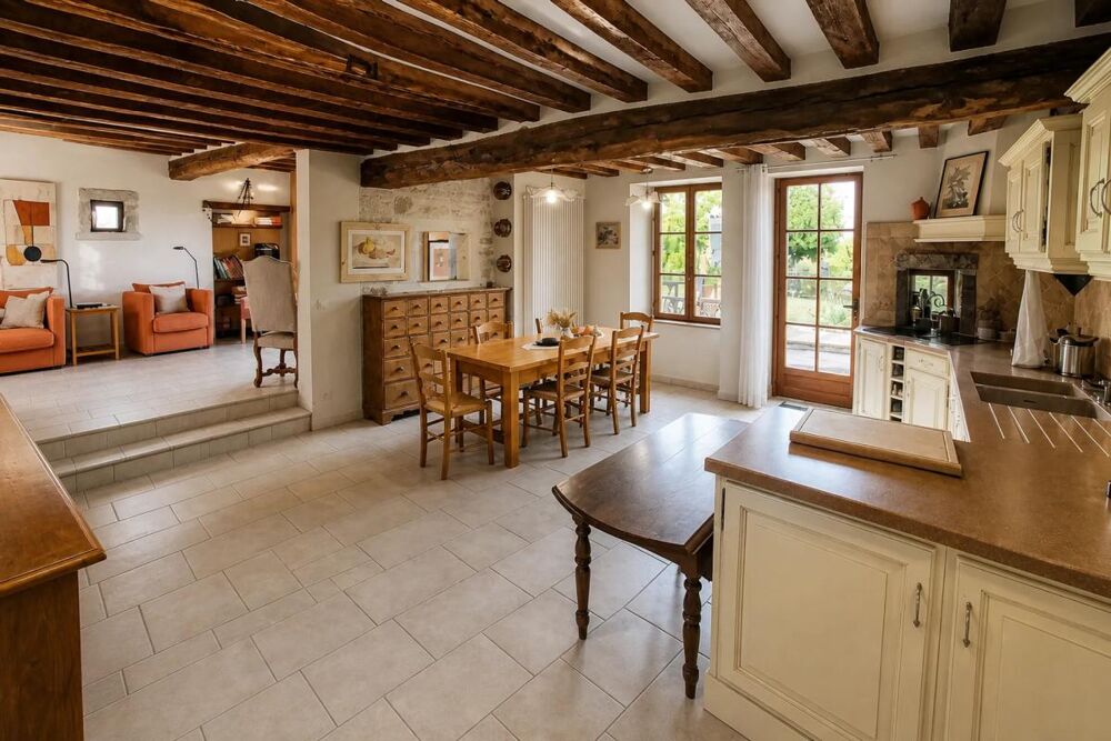 Vente Maison Grande maison ancienne en pierre, rénovée, proche de Vézelay Metz le comte