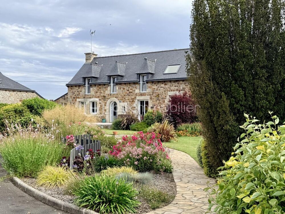 Ensemble immobilier de caractère au coeur de la campagne de Plestan