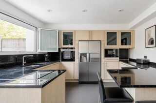  Maison à vendre 6 pièces 213 m²