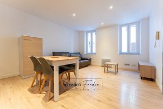  Appartement à louer 3 pièces 47 m²