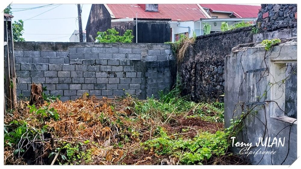 Vente Terrain � VENDRE � Terrain de 179 m� � Basse-Terre Basse terre